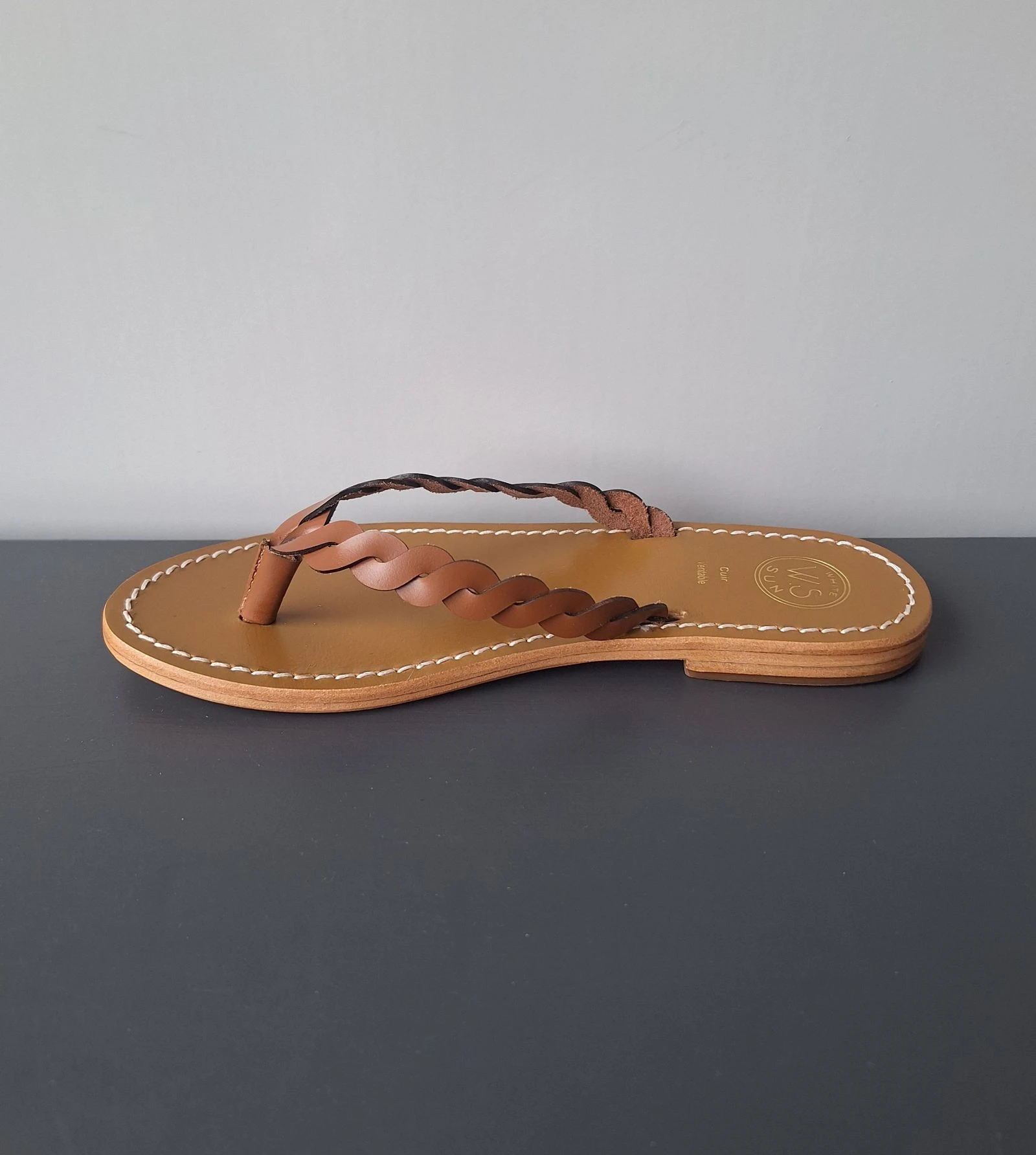 Novos chinelos de couro trançado marrom White Sun tamanho 38 – photo 3